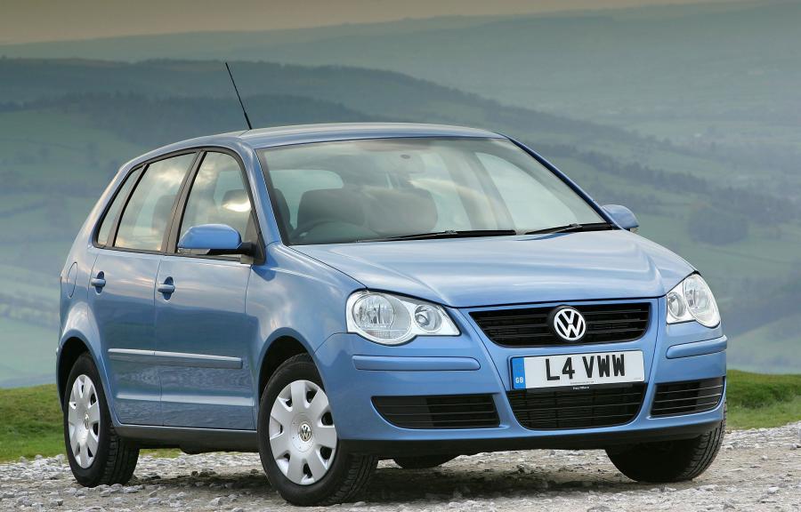  Volkswagen Polo 2005 года  (фото 14 из 16)